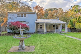 10 West St, Middle Island, NY 11953