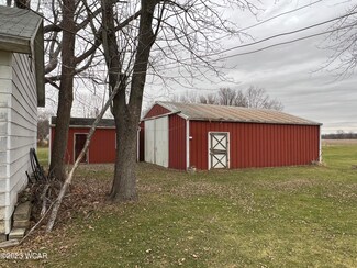 211 E Jackson St, Wren, OH 45899