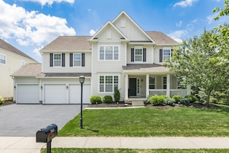 7685 Skarlocken Green, New Albany, OH 43054