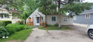 316 Clifton Dr, Round Lake Park, IL 60073