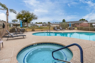 10119 N 96th Ave Unit B, Peoria, AZ 85345