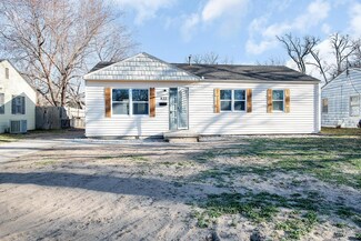 822 W Davis Dr, Wichita, KS 67217