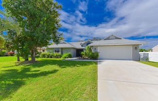 2202 SE Lucca St, Port Saint Lucie, FL 34952