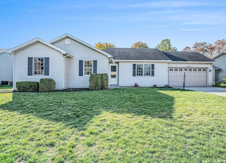 55799 Rooster Ln, Osceola, IN 46561