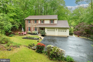 2001 Shenkel Rd, Pottstown, PA 19465