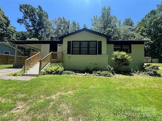 1214 Northwoods Dr, Kings Mountain, NC 28086