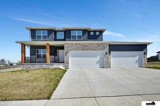 7500 Jimmie Ave, Lincoln, NE 68516