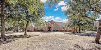 795 Winding Trail, Crawford, TX 76638