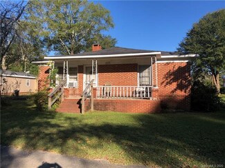 402 W Richland St, Kershaw, SC 29067