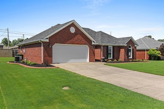 206 Government Blvd, Muscle Shoals, AL 35661
