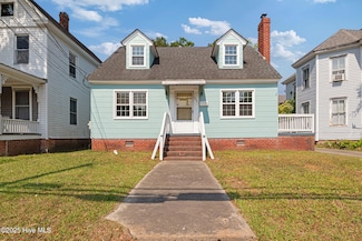 907 N Road St, Elizabeth City, NC 27909
