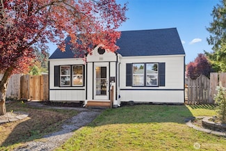 506 Jackson St, Centralia, WA 98531