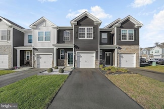 69 Peregrine Way, Burlington, NJ 08016