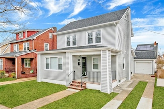 20955 112th Ave, Queens Village, NY 11429