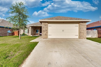 907 Cheyenne St, Midland, TX 79706