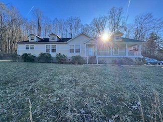 150 Asbury Ct, Crab Orchard, WV 25827