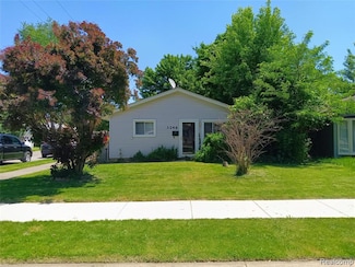 3246 Harris St, Ferndale, MI 48220