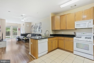8045 Newell St Unit 223, Silver Spring, MD 20910