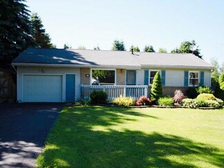 12 Valley View Dr, Frewsburg, NY 14738