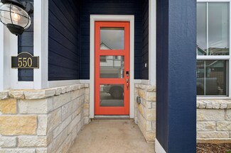 550 Morning Tide Ln, Kemah, TX 77565