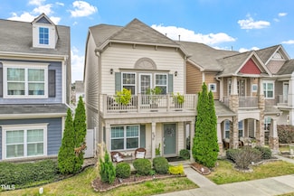 989 Ambergate Station, Apex, NC 27502