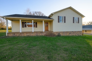 311 Locust St, Alexandria, TN 37012