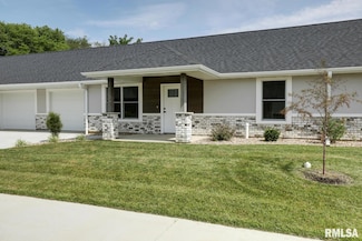 2807 N 23rd St, Quincy, IL 62305