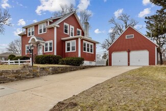 615 31st St SE, Cedar Rapids, IA 52403