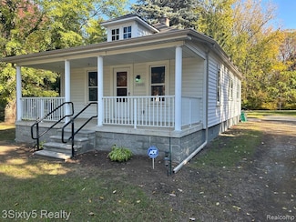 13649 Pardee Rd, Taylor, MI 48180