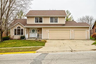 1160 Oklahoma Dr, Ames, IA 50014