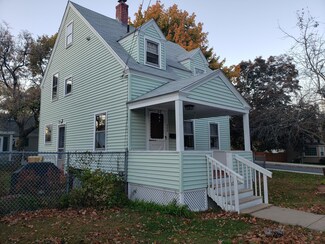 523 Dennett St, Portsmouth, NH 03801
