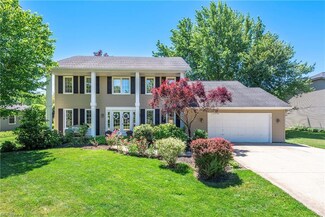 31109 Jonathan Ln, Bay Village, OH 44140