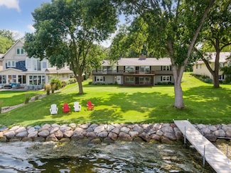 2142 Shadywood Rd, Wayzata, MN 55391