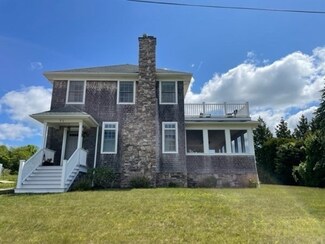 71A Sylvia Ln, Westport, MA 02790