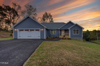 104 Eastridge Ln, Elizabethton, TN 37643