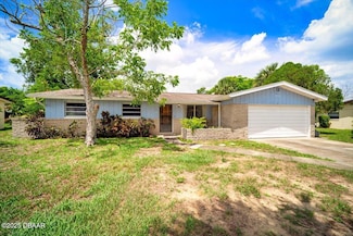 1432 Cadillac Dr, Daytona Beach, FL 32117