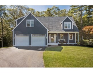 100 Litchfield Ln, Hanson, MA 02341