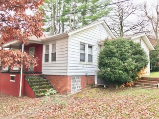 1637 Wildcat Rd, Big Stone Gap, VA 24219