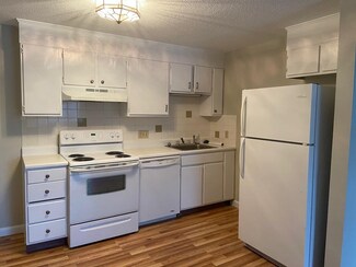 5 Turnpike Rd Unit 132, Townsend, MA 01469
