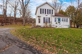 5591 Thompson Rd, Syracuse, NY 13214