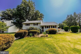 1040 Wayfield Dr, Norristown, PA 19403