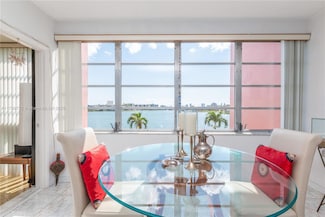 18555 NE 14th Ave Unit 612, Miami, FL 33179