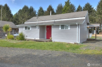 77 Oyehut Rd, Hoquiam, WA 98550