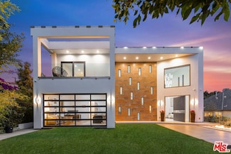 12443 W Sunset Blvd, Los Angeles, CA 90049