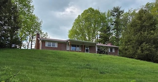 39075 Widener Valley Rd, Chilhowie, VA 24319