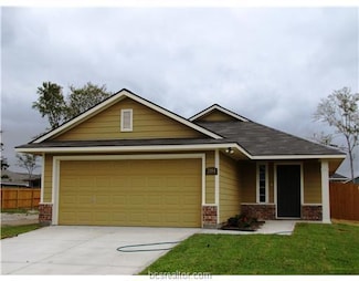2104 Gateshead Rd, Bryan, TX 77801