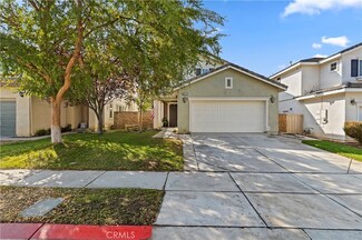 33527 Cedar Creek Ln, Lake Elsinore, CA 92532