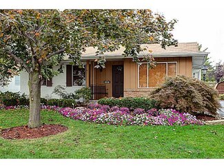 1236 Oakfield Dr N, Columbus, OH 43229