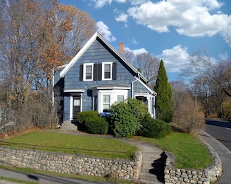 31 Marion St, Natick, MA 01760