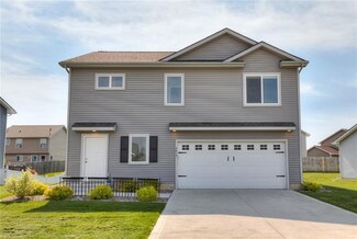 3417 Wolf Creek Rd SW, Bondurant, IA 50035